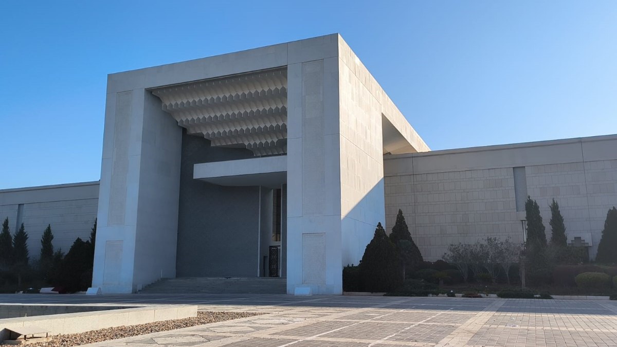 Esad’ın başkanlık sarayında sessizlik